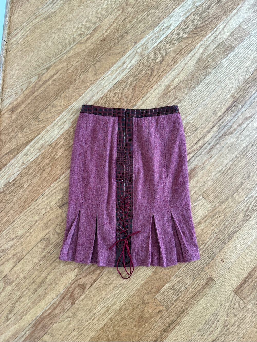 Bebe pencil skirt red tweed lace up back size 4 sexy skirt - Picture 3 of 4